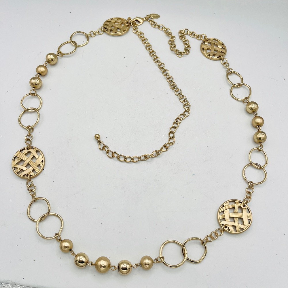 Chicos Gold Tone Chain Belt Medallion Basketweave Hammered Bead Adjustable 45in
